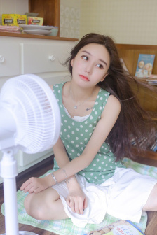 魔法使光之美少女