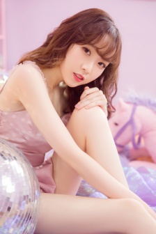 善良的女秘书观看